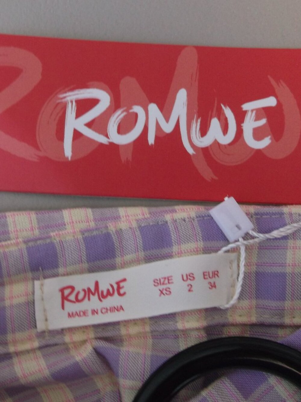 👕ROMWE Purple Gingham Cropped Button‑Front Blouse – Size 2, NWT - Picture 5 of 10